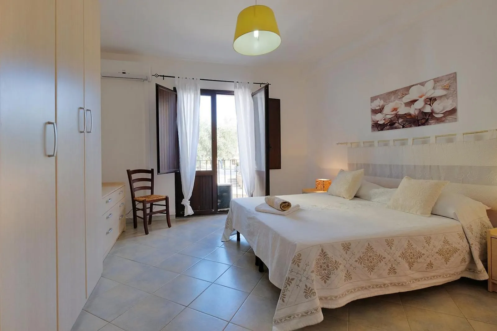 Su Nuraghe Hotel Sant'Anna Arresi 0*,  Italy