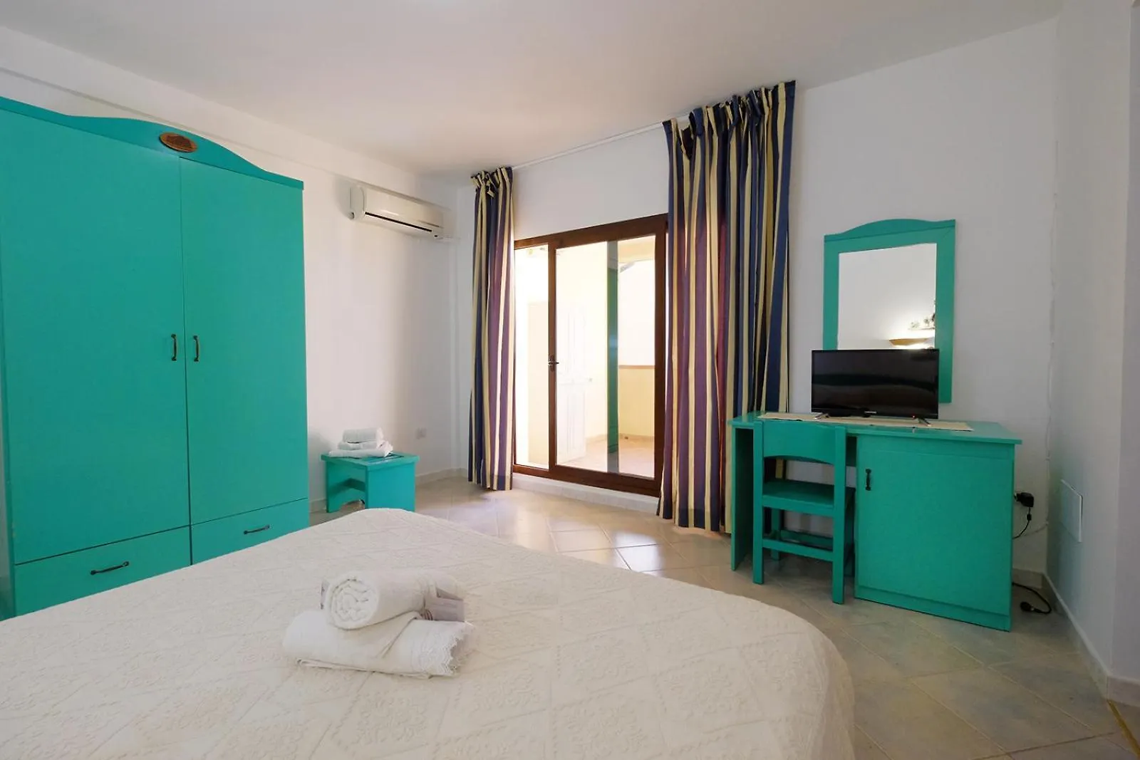 Guest house Su Nuraghe Hotel Sant'Anna Arresi